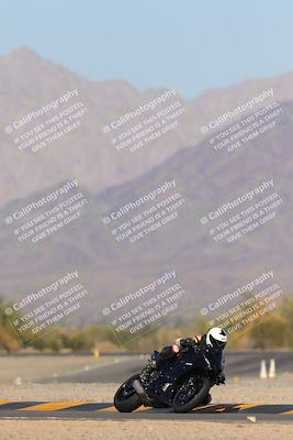 media/Dec-09-2023-SoCal Trackdays (Sat) [[76a8ac2686]]/Turn 4 Set 1 (1120am)/